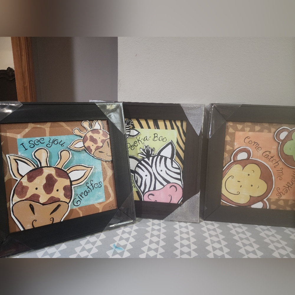 Set of 4 Animal Art Prints in Black Frames
